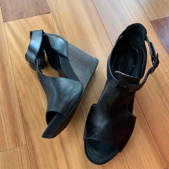 Tsubo leather heels - Picture 2 of 14